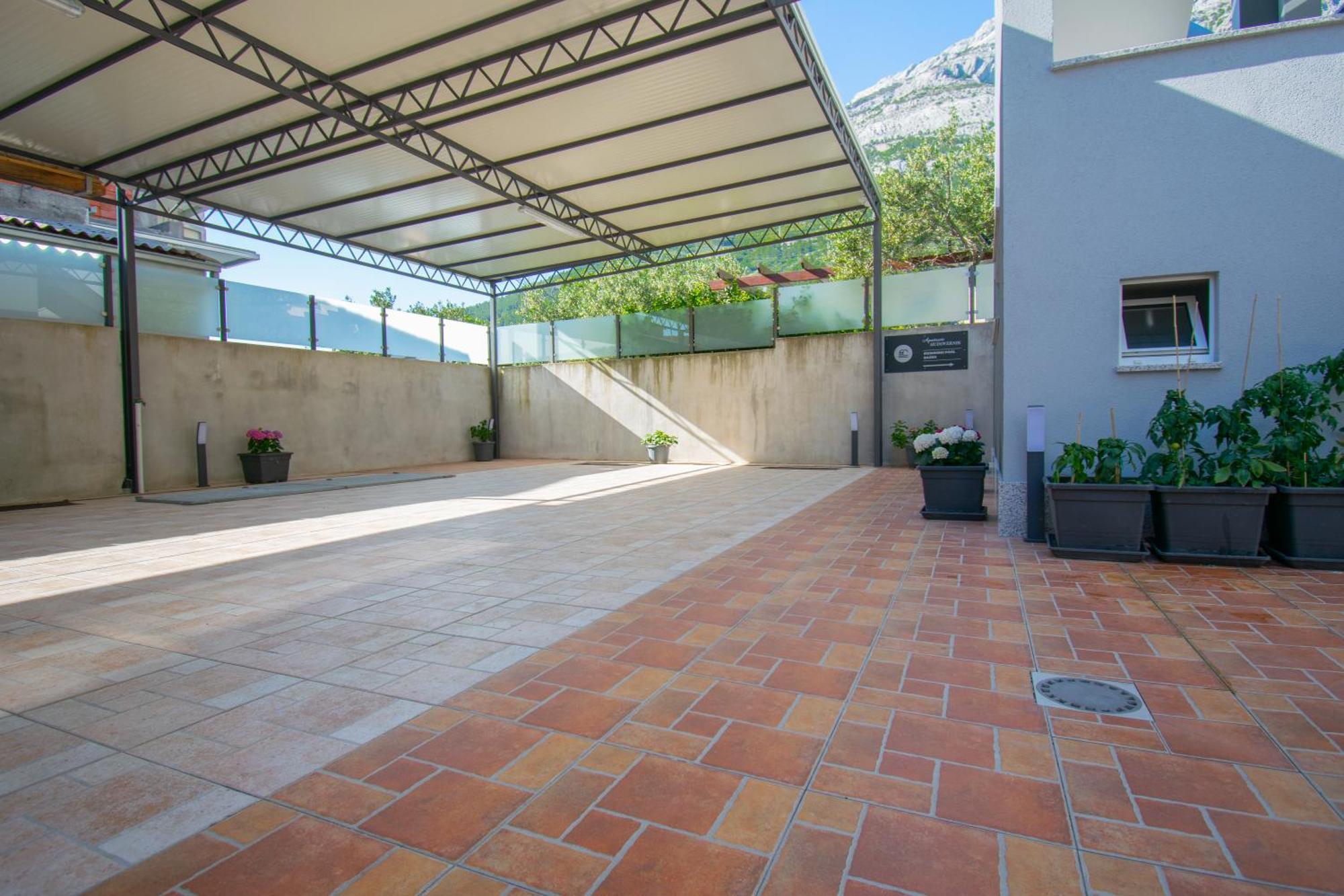 Apartments Hudovernik Baška Voda エクステリア 写真